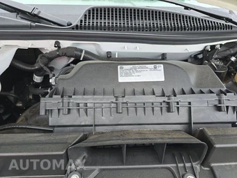 2025 GMC Savana 2500 Cargo Van 1WT 135.0" WB - miniatura 14