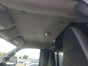 2025 GMC Savana 2500 Cargo Van 1WT 135.0" WB - miniatura 16
