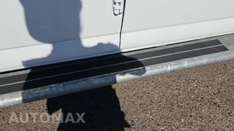 2025 GMC Savana 2500 Cargo Van 1WT 135.0" WB - miniatura 24
