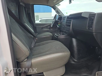 2025 GMC Savana 2500 Cargo Van 1WT 135.0" WB - miniatura 8