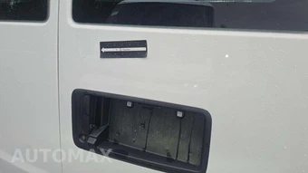 2025 GMC Savana 2500 Cargo Van 1WT 135.0" WB - miniatura 18