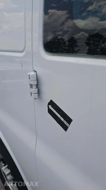 2025 GMC Savana 2500 Cargo Van 1WT 135.0" WB - miniatura 21