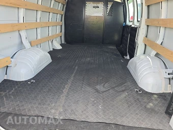 2025 GMC Savana 2500 Cargo Van 1WT 135.0" WB - miniatura 16