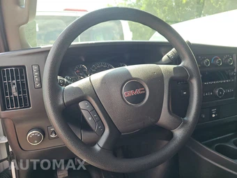 2025 GMC Savana 2500 Cargo Van 1WT 135.0" WB - miniatura 10