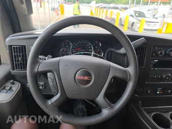 2025 GMC Savana 2500 Cargo Van 1WT 135.0" WB - miniatura 10