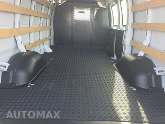2025 GMC Savana 2500 Cargo Van 1WT 135.0" WB - miniatura 15