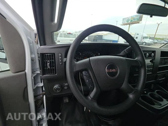 2025 GMC Savana 2500 Cargo Van 1WT 135.0" WB - miniatura 10