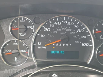 2025 GMC Savana 2500 Cargo Van 1WT 135.0" WB - miniatura 12