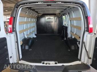 2025 GMC Savana 2500 Cargo Van 1WT 135.0" WB - miniatura 15
