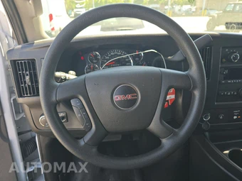 2025 GMC Savana 2500 Cargo Van 1WT 135.0" WB - miniatura 10