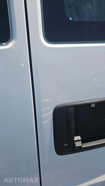2025 GMC Savana 2500 Cargo Van 1WT 135.0" WB - miniatura 20