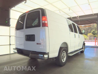 2025 GMC Savana 2500 Cargo Van 1WT 135.0" WB - miniatura 4