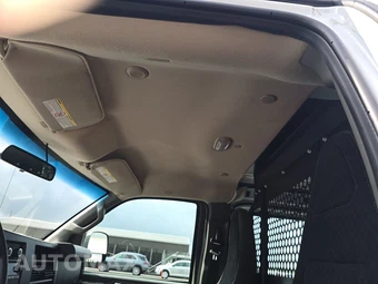 2025 GMC Savana 2500 Cargo Van 1WT 135.0" WB - miniatura 17