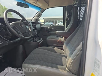 2025 GMC Savana 2500 Cargo Van 1WT 135.0" WB - miniatura 7