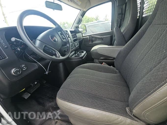 2025 GMC Savana 2500 Cargo Van 1WT 135.0" WB - miniatura 7