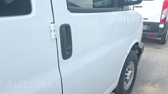 2025 GMC Savana 2500 Cargo Van 1WT 135.0" WB - miniatura 28