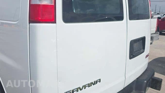 2025 GMC Savana 2500 Cargo Van 1WT 135.0" WB - miniatura 30