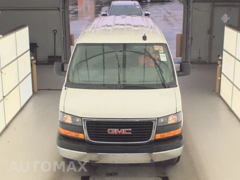 2025 GMC Savana 2500 Cargo Van 1WT 135.0" WB - miniatura 2