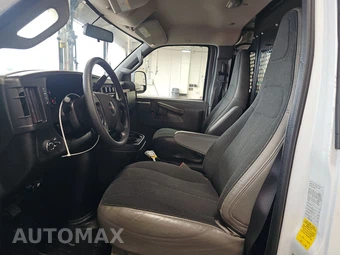 2025 GMC Savana 2500 Cargo Van 1WT 135.0" WB - miniatura 7