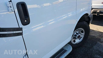 2025 GMC Savana 2500 Cargo Van 1WT 135.0" WB - miniatura 23