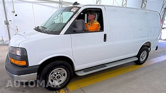 2025 GMC Savana 2500 Cargo Van 1WT 135.0" WB