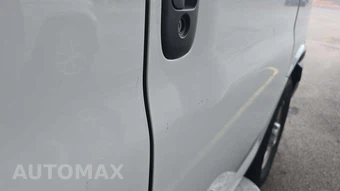 2025 GMC Savana 2500 Cargo Van 1WT 135.0" WB - miniatura 24