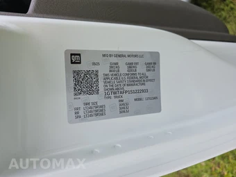 2025 GMC Savana 2500 Cargo Van 1WT 135.0" WB - miniatura 15