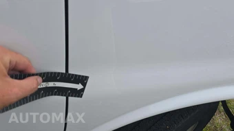2025 GMC Savana 2500 Cargo Van 1WT 135.0" WB - miniatura 19