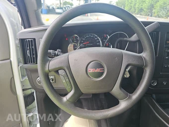 2025 GMC Savana 2500 Cargo Van 1WT 135.0" WB - miniatura 10