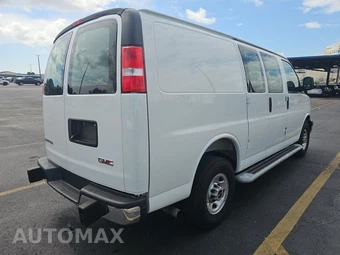 2025 GMC Savana 2500 Cargo Van 1WT 135.0" WB - miniatura 4