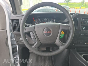 2025 GMC Savana 2500 Cargo Van 1WT 135.0" WB - miniatura 10