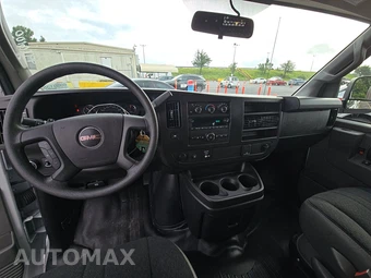 2025 GMC Savana 2500 Cargo Van 1WT 135.0" WB - miniatura 11