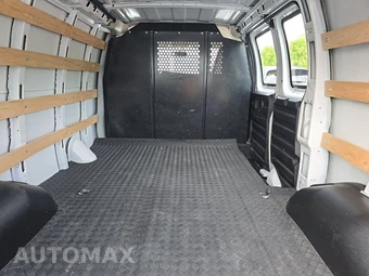 2025 GMC Savana 2500 Cargo Van 1WT 135.0" WB - miniatura 15