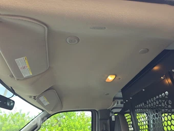 2025 GMC Savana 2500 Cargo Van 1WT 135.0" WB - miniatura 17