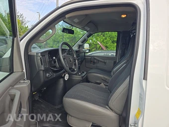 2025 GMC Savana 2500 Cargo Van 1WT 135.0" WB - miniatura 7