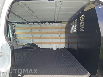 2025 GMC Savana 2500 Cargo Van 1WT 135.0" WB - miniatura 13