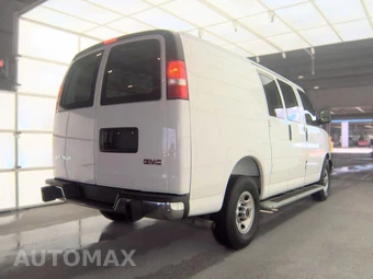 2025 GMC Savana 2500 Cargo Van 1WT 135.0" WB - miniatura 4