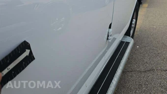 2025 GMC Savana 2500 Cargo Van 1WT 135.0" WB - miniatura 18