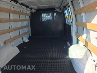 2025 GMC Savana 2500 Cargo Van 1WT 135.0" WB - miniatura 15