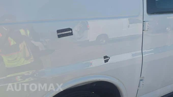 2025 GMC Savana 2500 Cargo Van 1WT 135.0" WB - miniatura 24