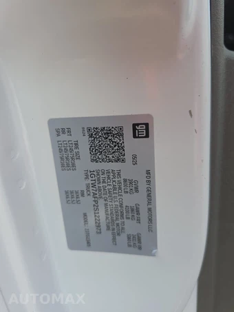 2025 GMC Savana 2500 Cargo Van 1WT 135.0" WB - miniatura 13