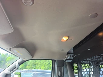 2025 GMC Savana 2500 Cargo Van 1WT 135.0" WB - miniatura 17