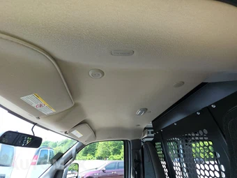 2025 GMC Savana 2500 Cargo Van 1WT 135.0" WB - miniatura 17