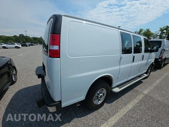 2025 GMC Savana 2500 Cargo Van 1WT 135.0" WB - miniatura 4