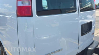 2025 GMC Savana 2500 Cargo Van 1WT 135.0" WB - miniatura 22