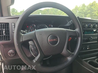 2025 GMC Savana 2500 Cargo Van 1WT 135.0" WB - miniatura 10