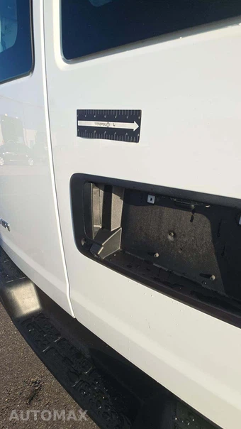 2025 GMC Savana 2500 Cargo Van 1WT 135.0" WB - miniatura 20