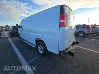 2025 GMC Savana 2500 Cargo Van 1WT 135.0" WB - miniatura 6
