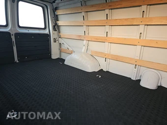 2025 GMC Savana 2500 Cargo Van 1WT 135.0" WB - miniatura 13