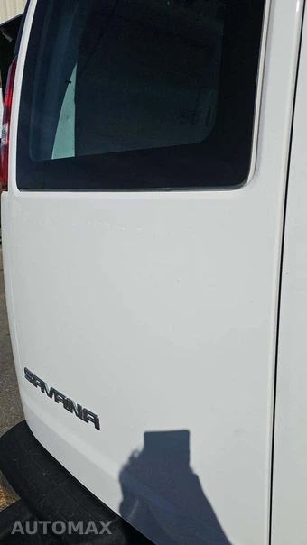 2025 GMC Savana 2500 Cargo Van 1WT 135.0" WB - miniatura 21